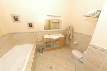 Pericoe Retreat Bed & Breakfast - C Tourism 19