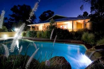 Zoofari Lodge, Taronga Western Plains Zoo - C Tourism 1