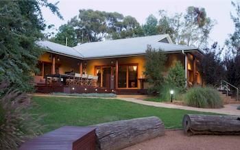 Zoofari Lodge, Taronga Western Plains Zoo - C Tourism 5