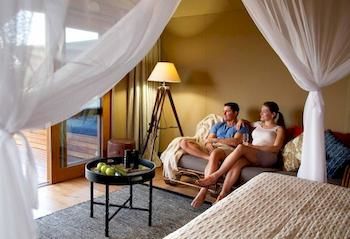Zoofari Lodge, Taronga Western Plains Zoo - C Tourism 10