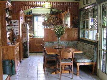 Hamilton Heritage B&B - C Tourism 11