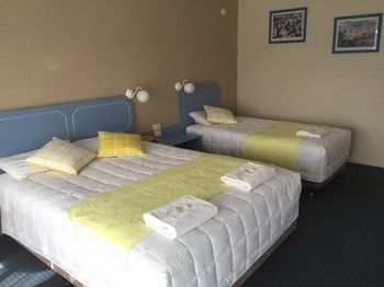 Ulladulla Harbour Motel - C Tourism 21