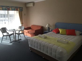 Ulladulla Harbour Motel - C Tourism 22