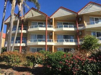 Ulladulla Harbour Motel - C Tourism 26