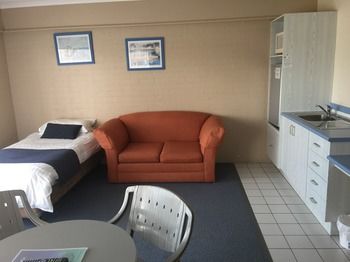 Ulladulla Harbour Motel - C Tourism 37