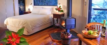 Montville Grove Romantic Cottages - C Tourism 6