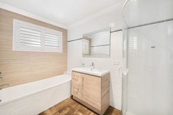 Forresters Beach Bed & Breakfast - C Tourism 3