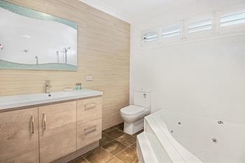 Forresters Beach Bed & Breakfast - C Tourism 4