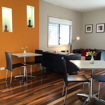 Chaucer Palms Boutique Bed & Breakfast - C Tourism 4
