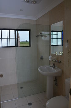 Broken View Estate - C Tourism 1