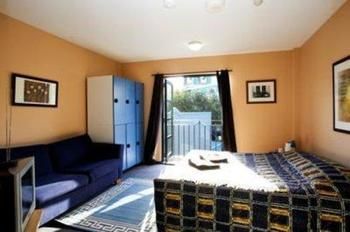 Boardrider Hostel/Backpacker & Budget Motel - C Tourism 10