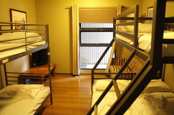 Boardrider Hostel/Backpacker & Budget Motel - C Tourism 15