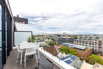 Apartment Hotel East Central - C Tourism 5