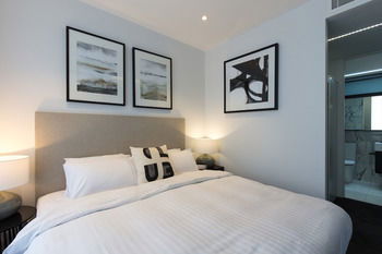 Apartment Hotel East Central - C Tourism 17
