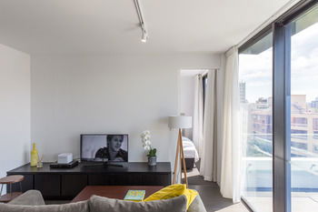 Apartment Hotel East Central - C Tourism 36