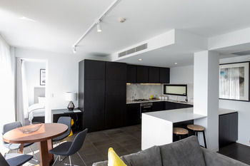 Apartment Hotel East Central - C Tourism 41