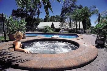 Vineyard Hill - C Tourism 4