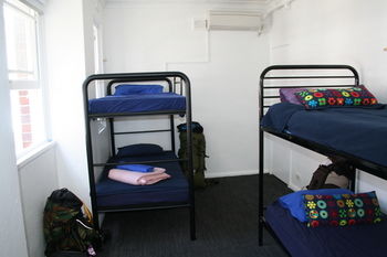 Zing Backpackers - C Tourism 10