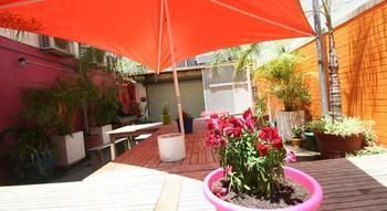 Zing Backpackers - C Tourism 13