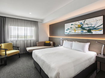 Best Western Plus Lake Kawana Hotel - C Tourism 39