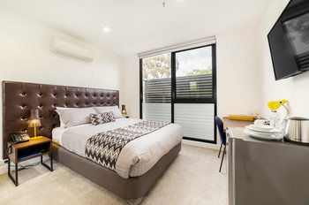 Whitehorse Apartment Hotel - C Tourism 22