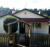 Brothers Town Cottage - C Tourism