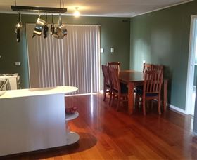 Brothers Town Cottage - C Tourism 1