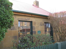Amelia Cottage - C Tourism 0