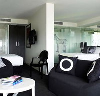 The Cullen - C Tourism