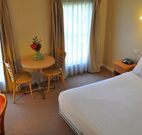 Glen Inn Motel  Apartments - C Tourism