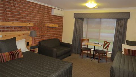 AAT 28 Goldsmith Hotel - C Tourism 2