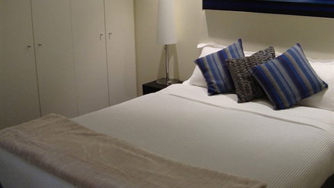 About Melbourne Apartments - C Tourism 3