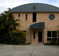 Beach House Redcliffe - C Tourism