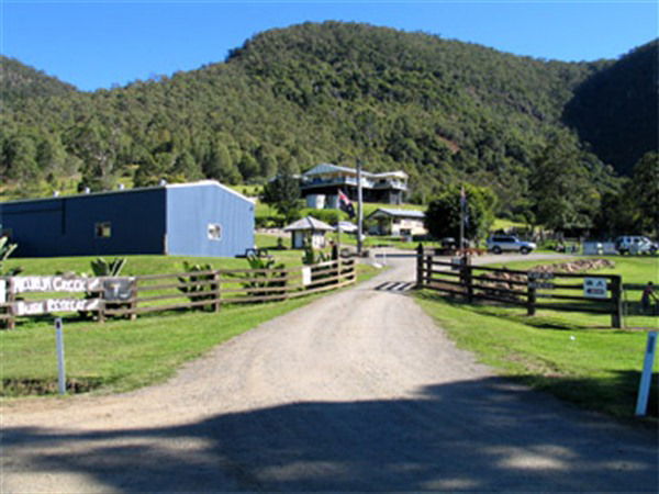 Neurum QLD C Tourism