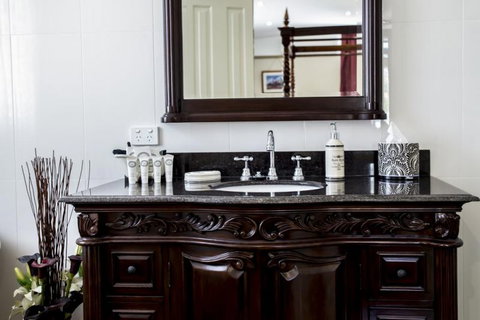 Bli Bli House Luxury Accommodation - C Tourism 17