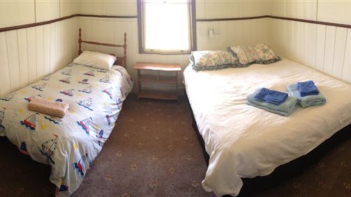 Docker VIC C Tourism