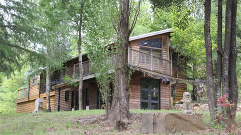 Buller Basecamp Retreat - C Tourism 0