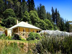 Bishops Adelaide Hills - Willow Cottage - C Tourism 0