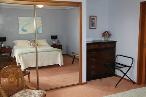 Adrienne's Place On The Hill - C Tourism 1