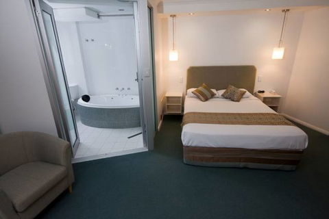 Atlantic Tower Motor Inn - C Tourism 0