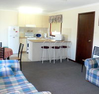 Back O' Bourke Accommodation - C Tourism