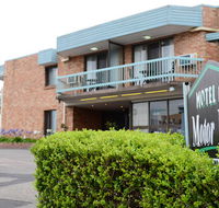 Motel 10 - C Tourism