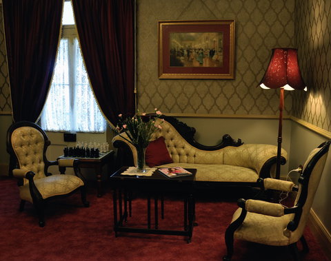 Bli Bli House Luxury Accommodation - C Tourism 7