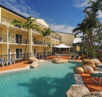Cairns Queenslander Hotel  Apartments - C Tourism