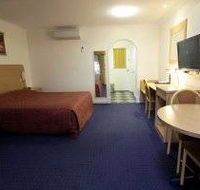 Cattleman's Apartments - C Tourism