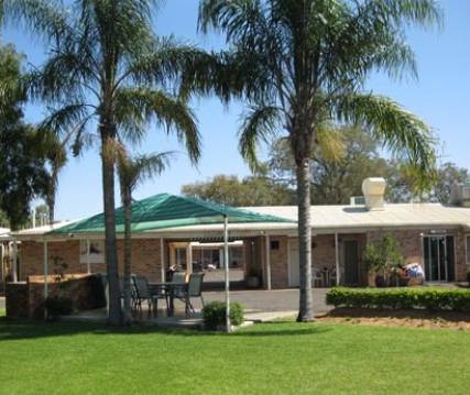 Charleville Waltzing Matilda Motor Inn - C Tourism 0