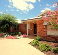 Colonial Court Villas Serviced Apartments - C Tourism