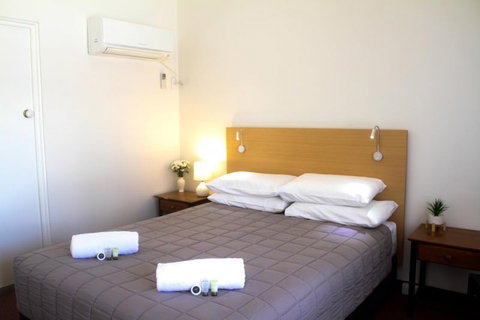 Cowra Motor Inn - C Tourism 1