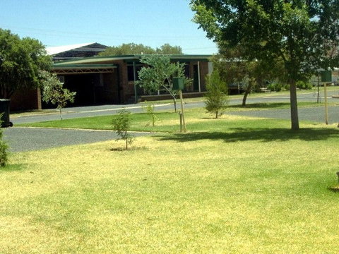 Country Club Caravan Park - C Tourism 3