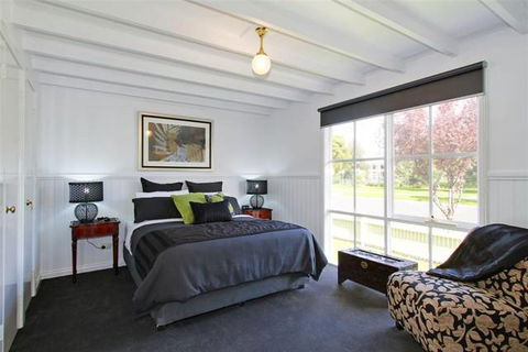 Creek Cottage Bed & Breakfast - C Tourism 1
